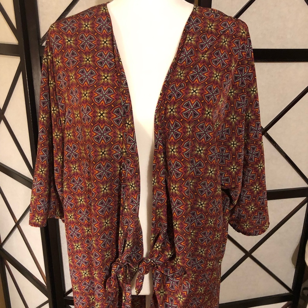 LulaRoe Kimono wrap